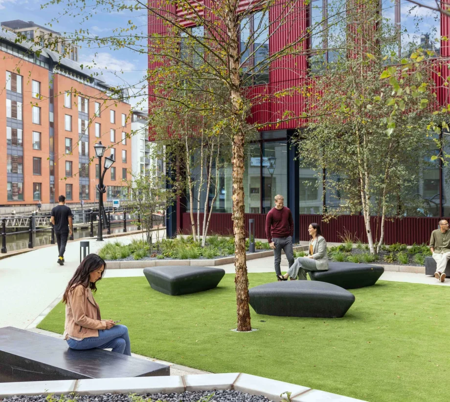 04-public-spaces-garden